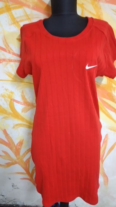 Летни рокли Nike