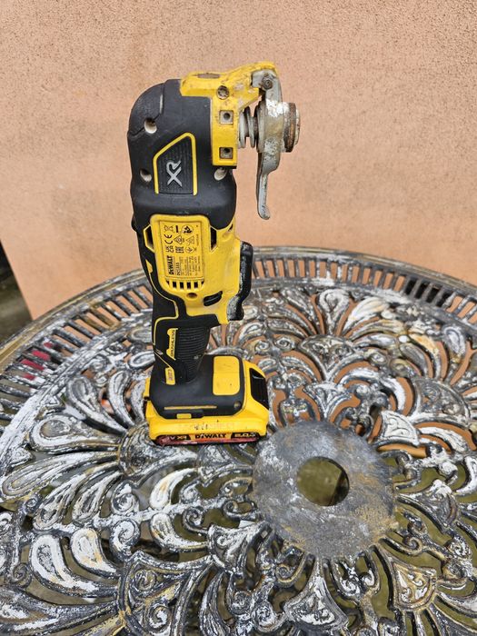 Multifuncțional dewalt model bruslhess