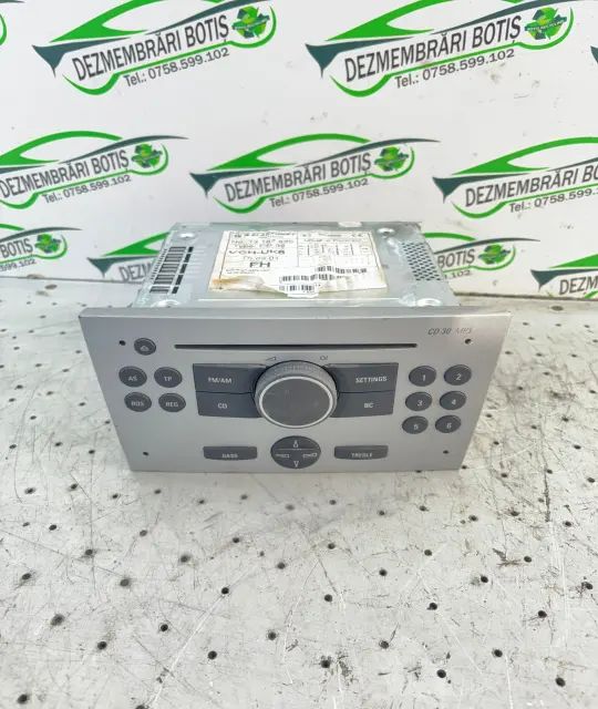 Radio cd 13 167 830 Opel Astra 2005 1.7 CDTI MT (101 hp)