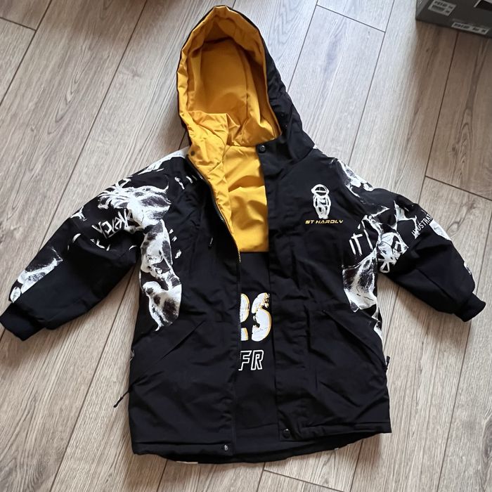 Продам куртку весна на мальчика