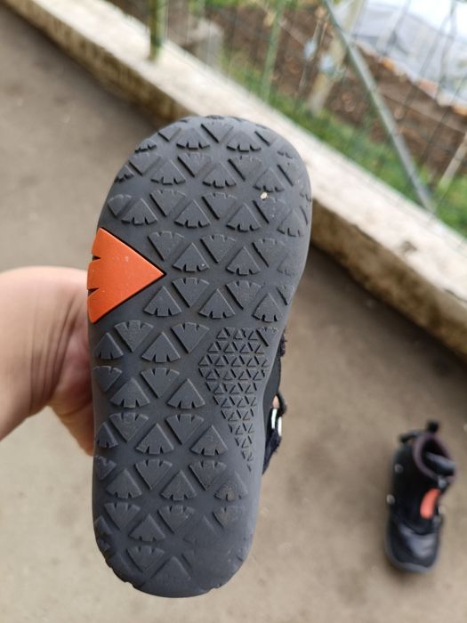 Боси зимне обувки 26 номер