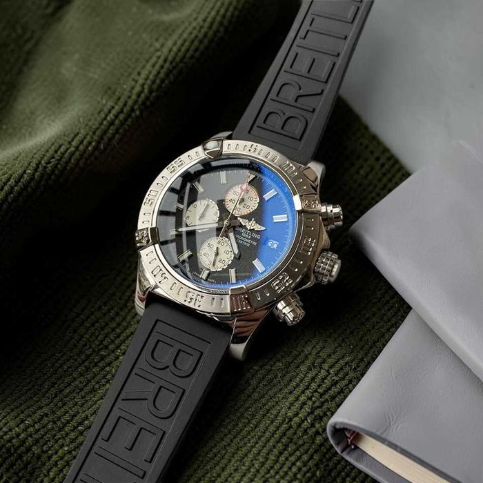 Мъжки Breitling Super Avenger II Blackbird с кварцов механизъм