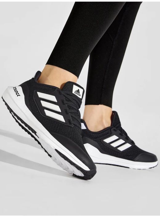 Дамски маратонки за бягане Adidas Eq21 Run 2.0 J GY4354 Черни