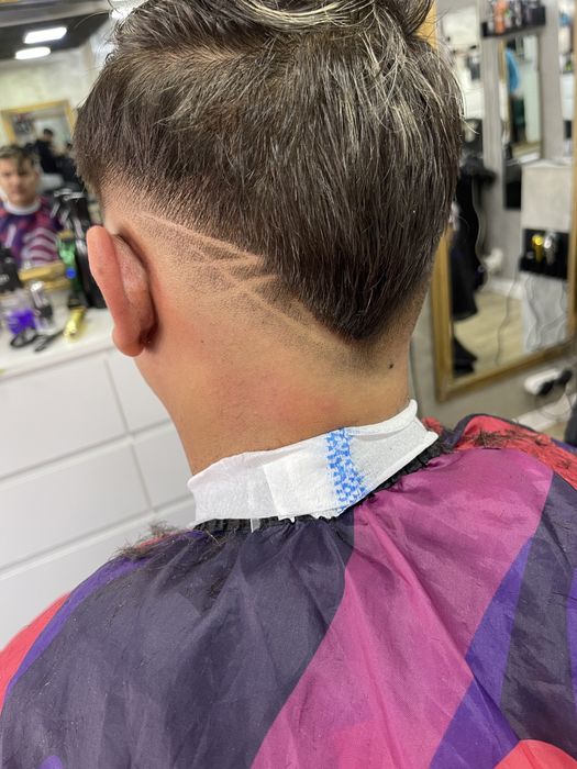 Cauti frizer si nu gasesti contacteaza-ma