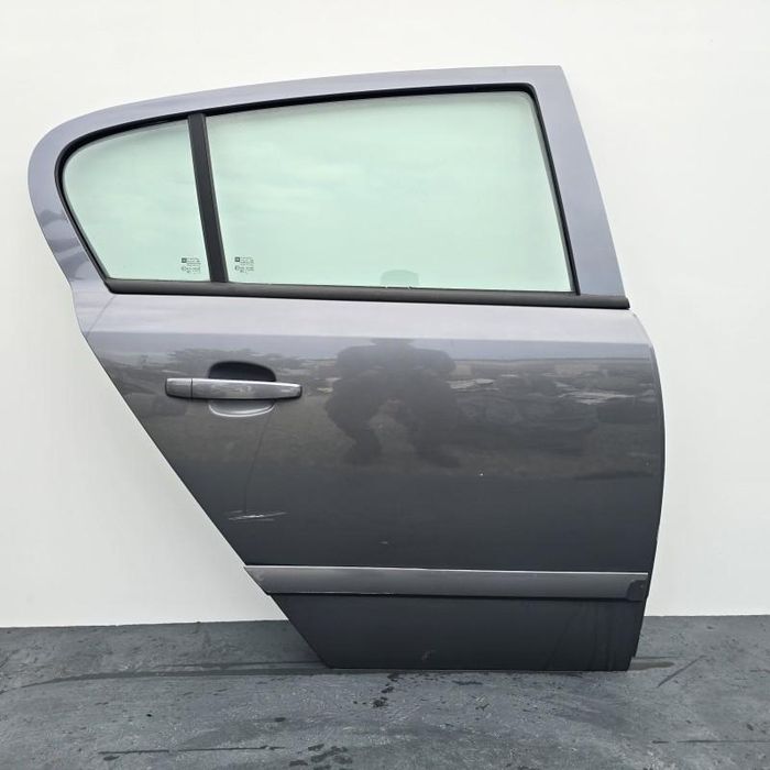 Portiera usa Z177 spate dreapta Opel Astra H