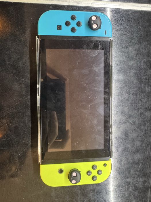 Nintendo Switch V2