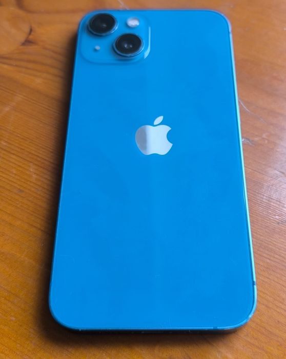 Продам Iphone 13 256
