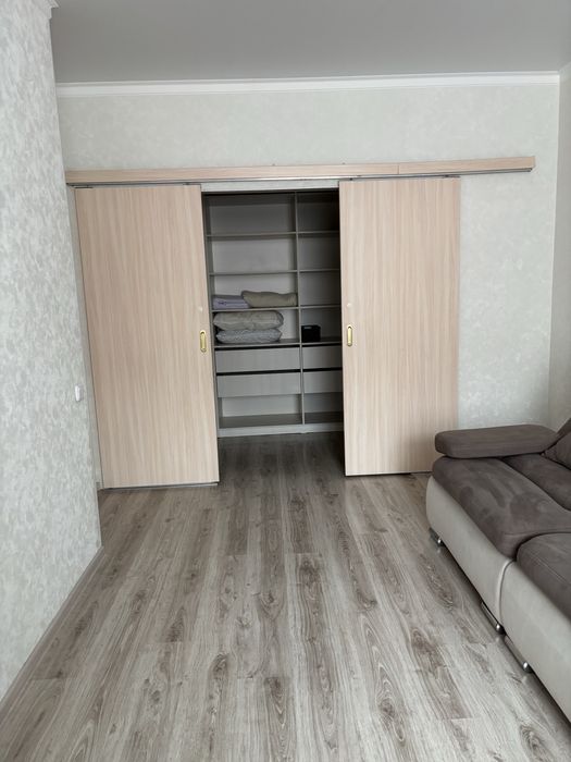 Сдам 2х комнотную квартиру