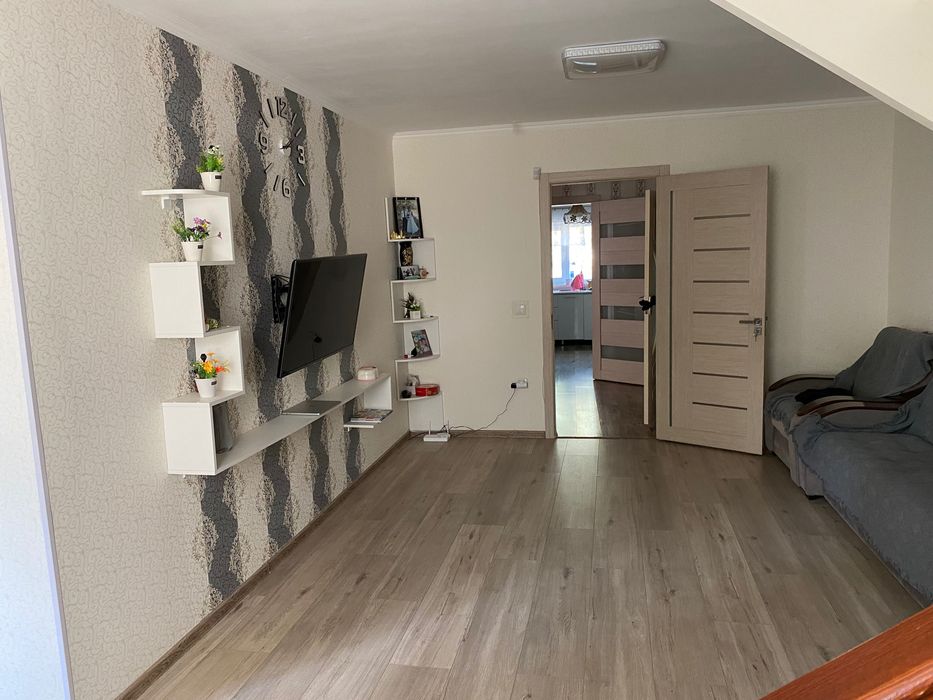 Продается дом (Коттедж)