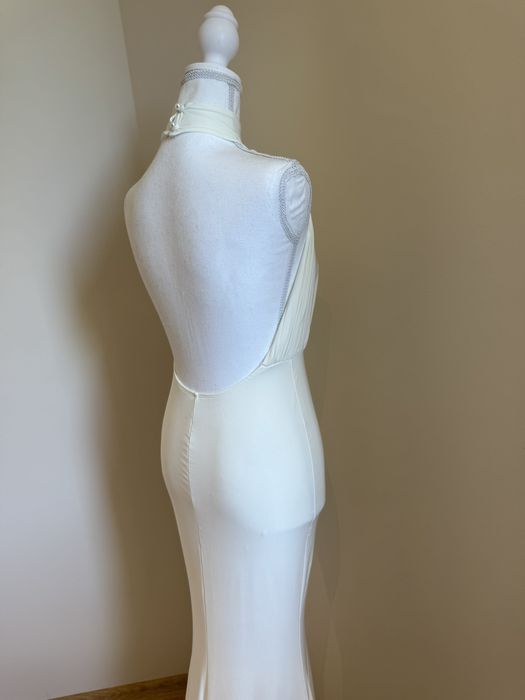 Сватбена рокля тип русалка с гол гръб-размер С/М-еластична