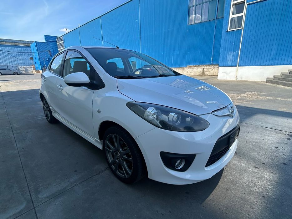 MAZDA 2 2009 — imagine 4
