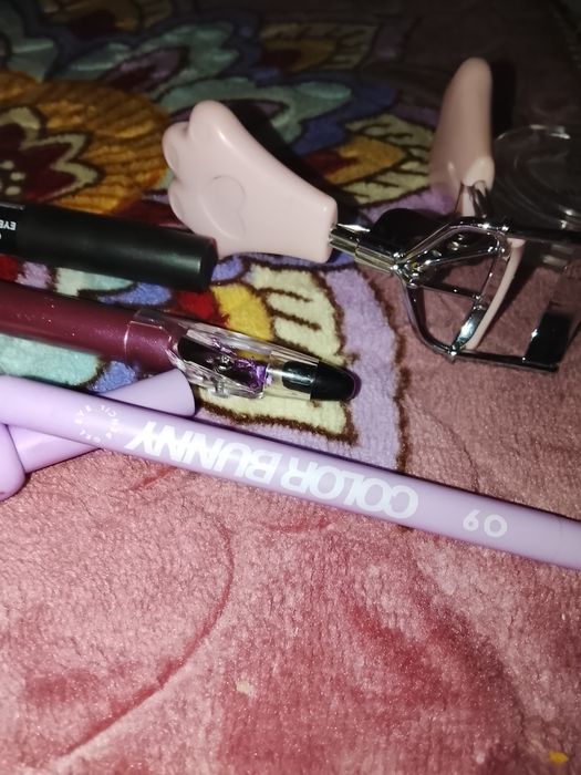 Кёрлер карандаши тени ВБ