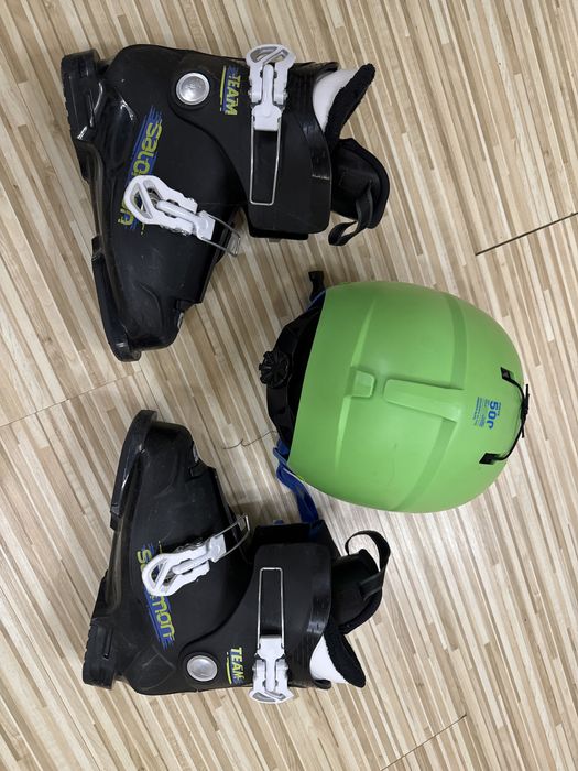 Clapari  ski Salomon   Nr 34  + casca schi reglabila