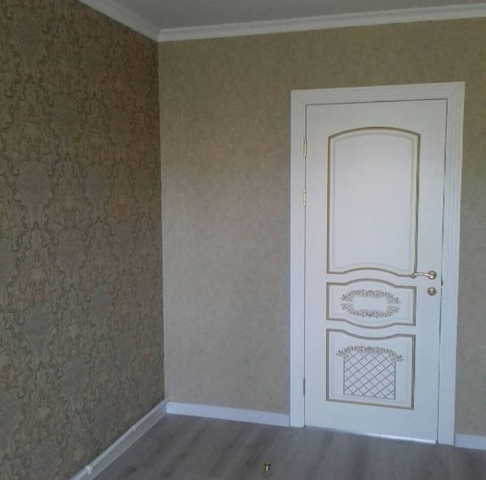 Профессиональная поклейка обоев