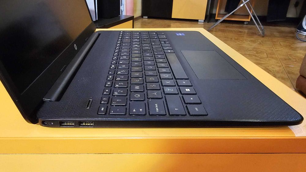 HP 15s-fq5038nq cu windows instalat