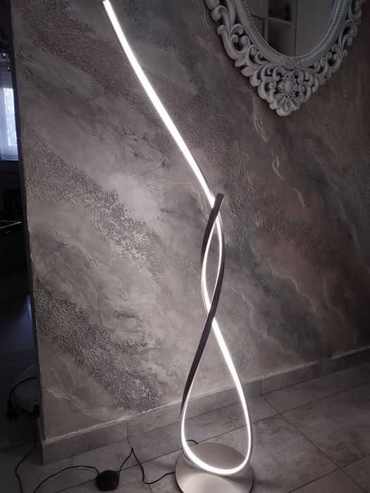 Vând lustre și oglinzi cu degivrare