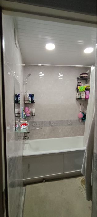 Срочно продаётся 3х комнатная квартира 80м2,Авиасозлар4,наземное метро