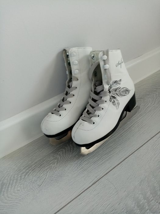 Коньки любительские