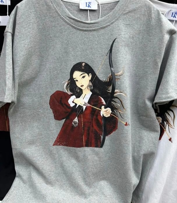 Футболка в этно стиле