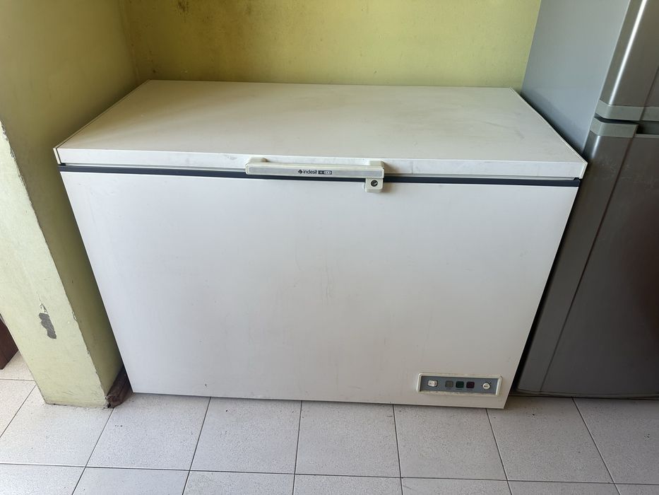 Фризер Indesit