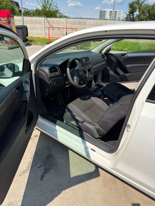 VOLKSWAGEN Golf 2010 — imagine 5