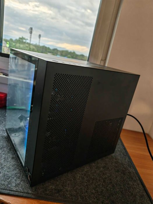 Геймърски компютър Ryzen 5600,GTX 1080 Ti 11GB, 32RAM, 768 SSD Windows 11 Pro Гаранция!