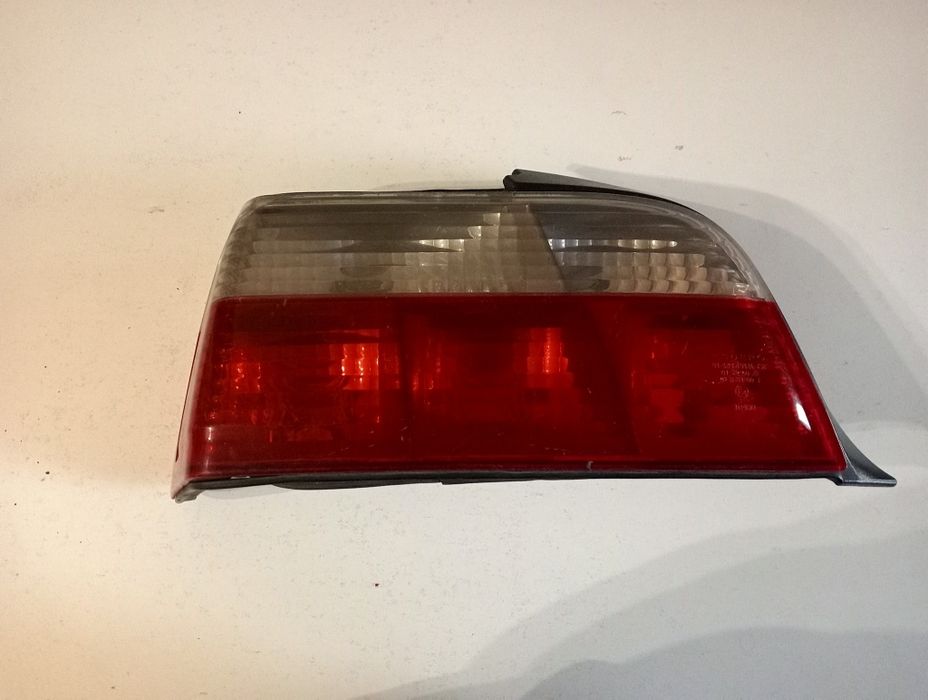 Продам заднюю фару БМВ е36