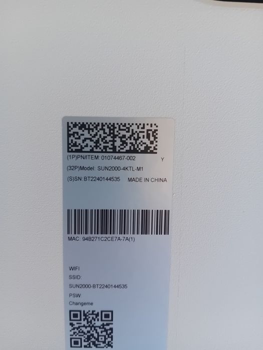 Invertor trifazic Huawei. 1900 lei