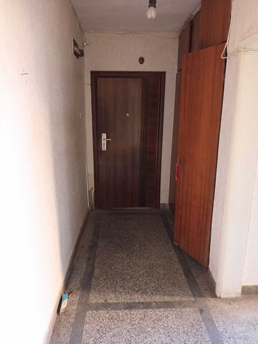 Продава се Двустаен апартамент в Казанлък - 75 кв.м за 1564 €/кв.м - Снимка #3