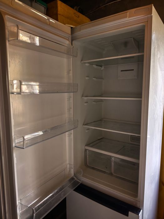 Холодильник INDESIT