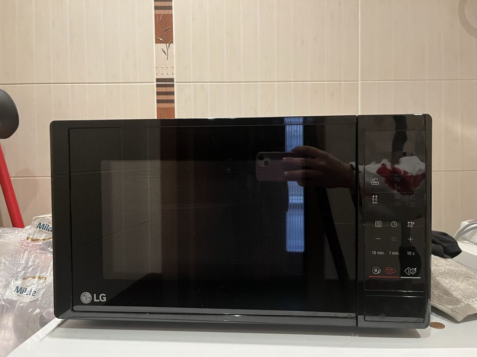 Микровълнова фурна LG