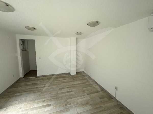 Продава се Едностаен апартамент в Пловдив, Съдийски - 27 кв.м за 1797 €/кв.м - Снимка #4