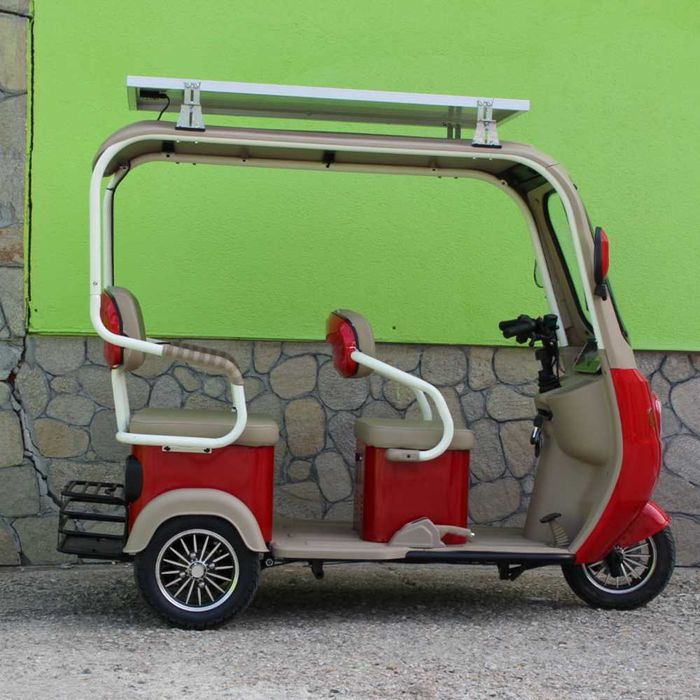 Електрическа триместна триколка Max Motors NEW GOLF RED SOLAR