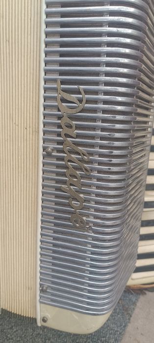 O piesă de colecție Acordeon DALLAPE