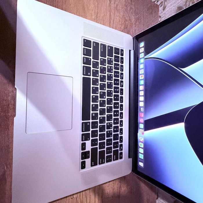 MacBook pro 15 2015 i7, 16/512