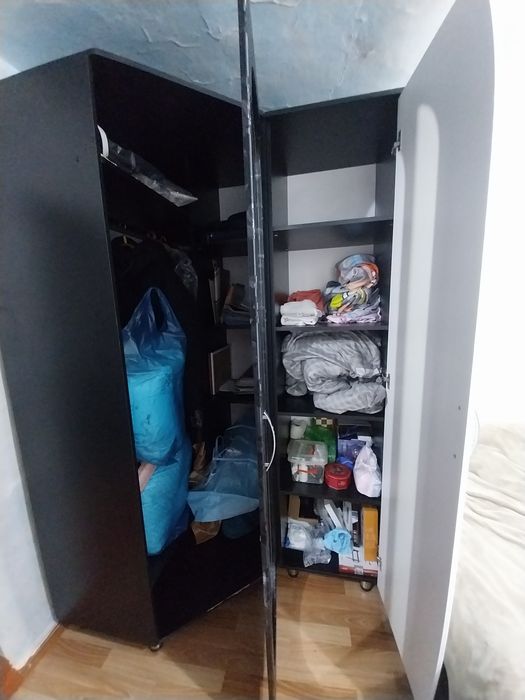 Продам спальный гарнитур