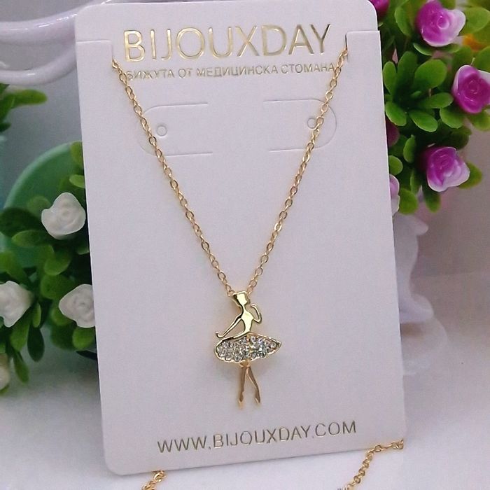 Луксозни колиета с 18к златно покритие!