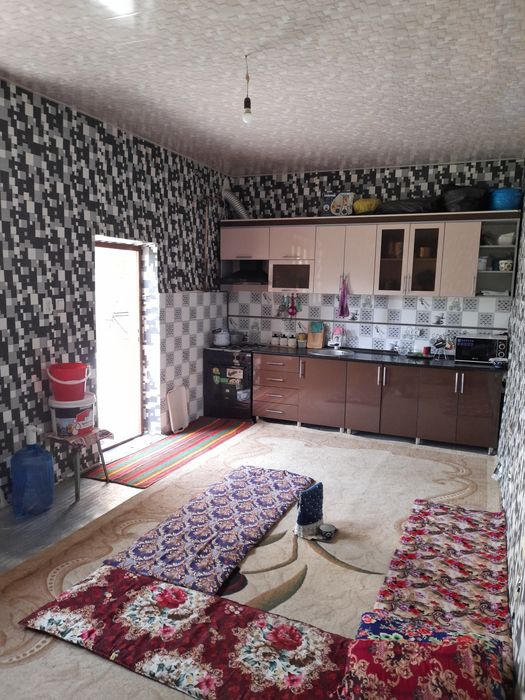 Гулистон 3 да ховли сотилади