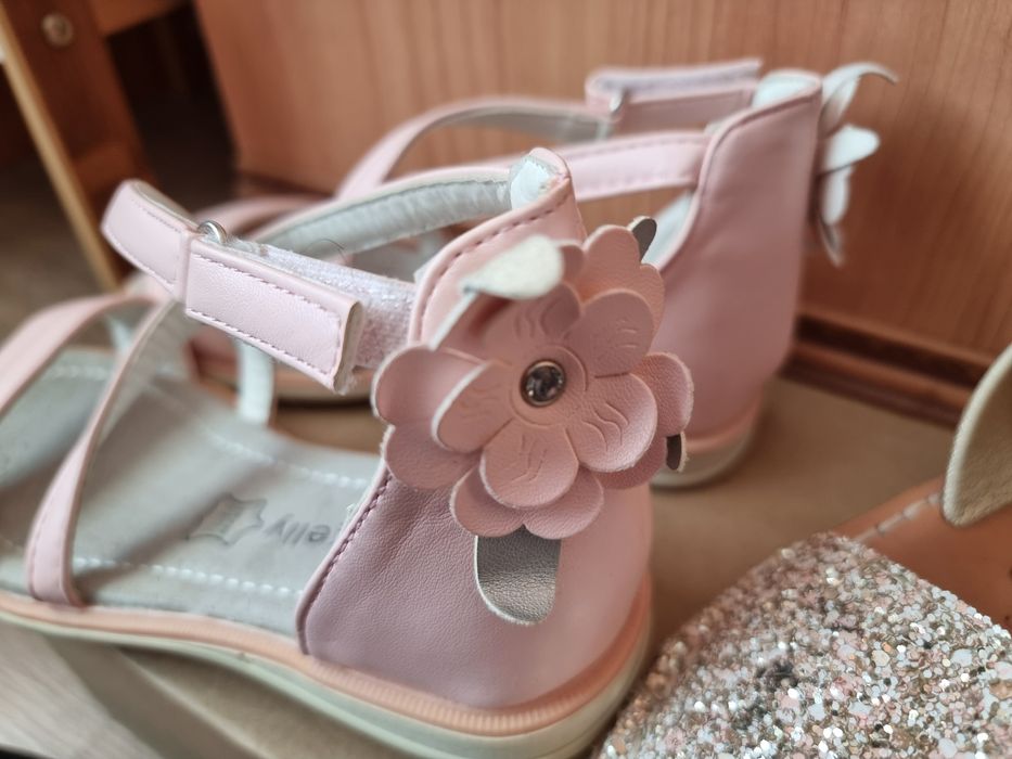 Сандали за момиче 29-30н.