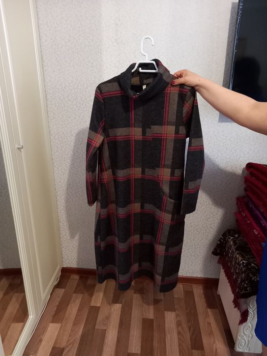 Продам новое тёплое платье