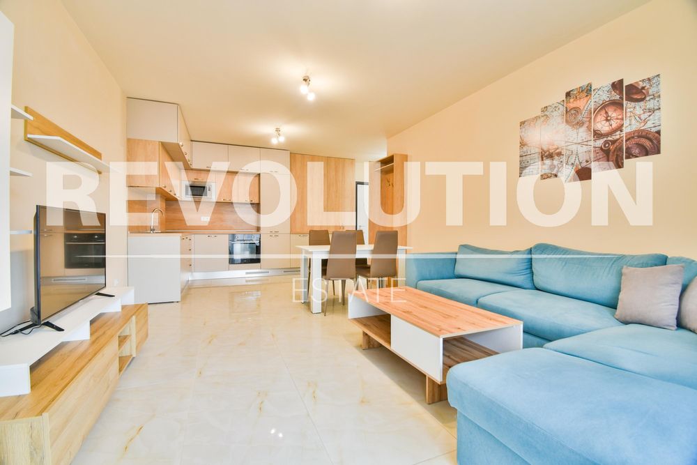 Двустаен апартамент в ж.к. Кръстова Вада