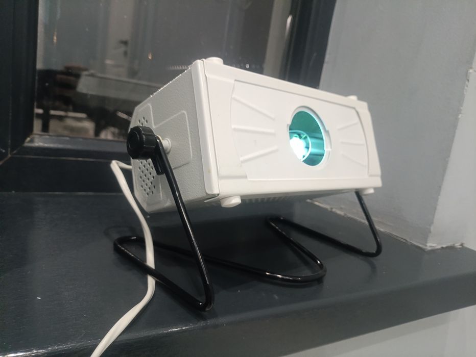 ультрафиолетовый кварцевый облучатель ОУФК-01 «Солнышко».