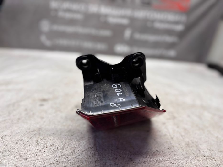 Стоп ляв • Volkswagen Golf 8