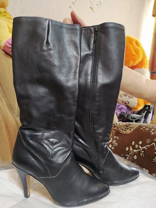 Женские модельные осенние сапоги