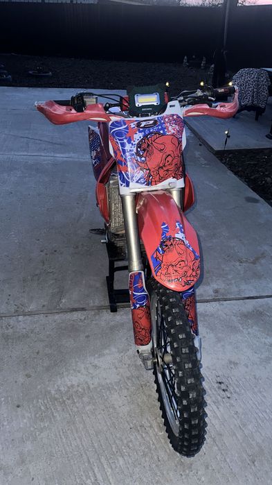 Vând Honda CRF 250 4T