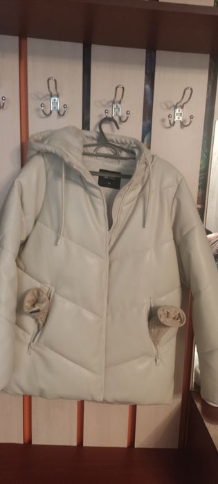 Продам пуховую куртку