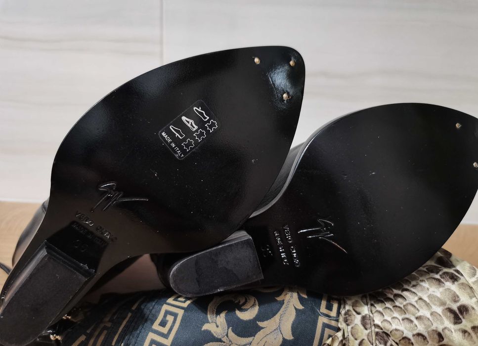 GIUSEPPE ZANOTTI . Дамски ботуши. Автентични. Състояние: НОВО! 100%