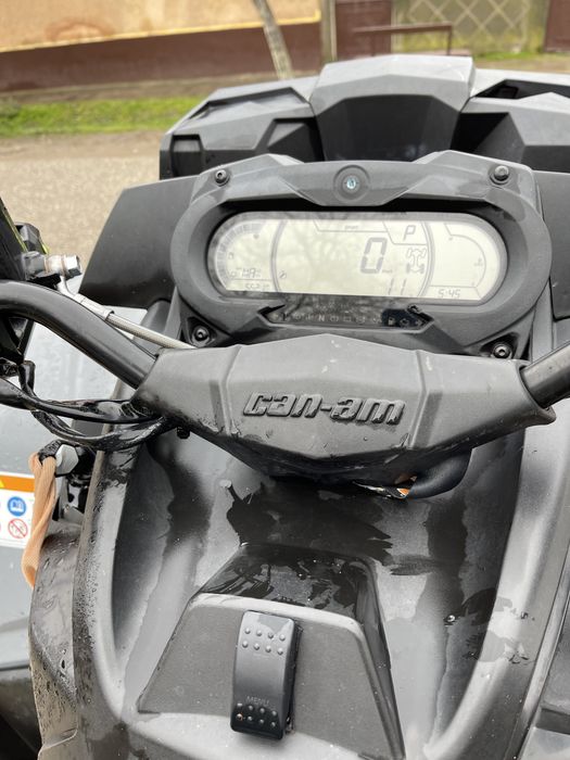 ATV CAN AM Qutlander 1000 XMR