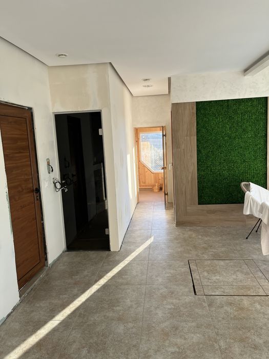 Дава се под наем Къща в Варна, Младост 2 - 240 кв.м за 510 € - Снимка #8