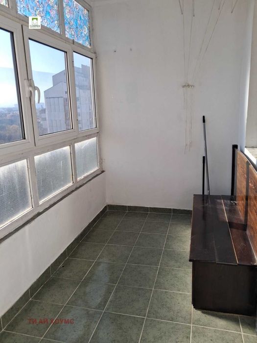 Голям двустаен апартамент